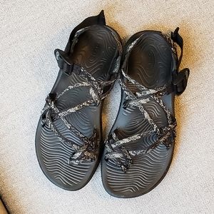 CHACOS womens outdoor sandals